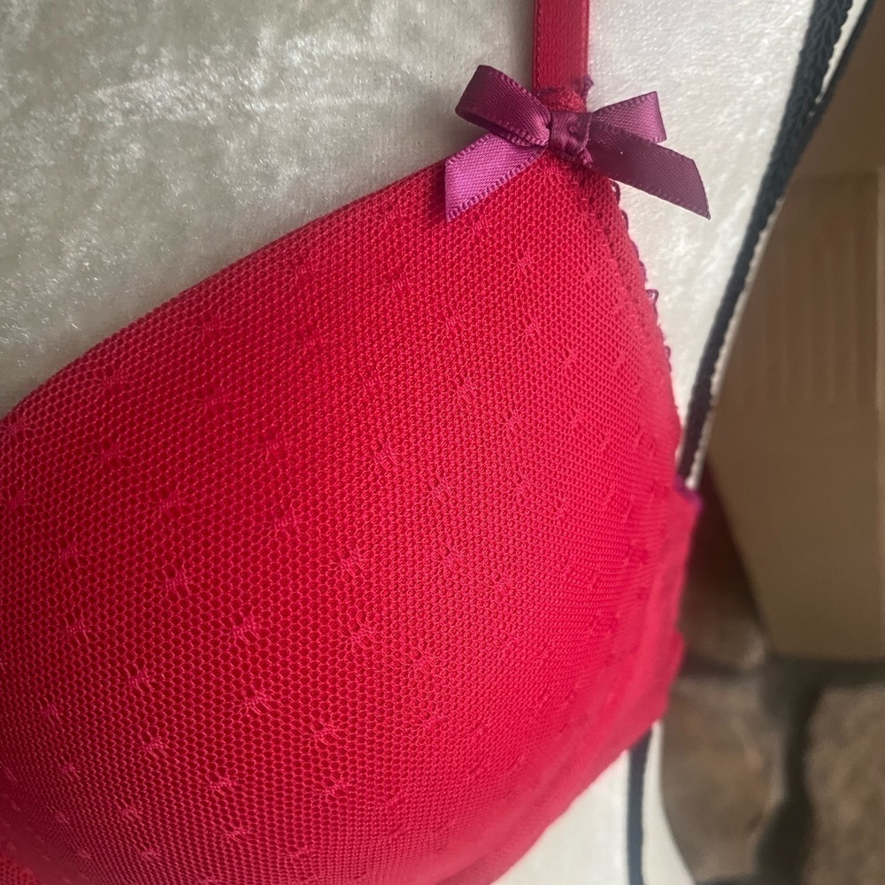 XHILARATION-RED BRA - Picture 4 of 6